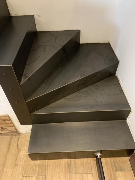 Installation d'escalier et de garde-corps Saint-Étienne